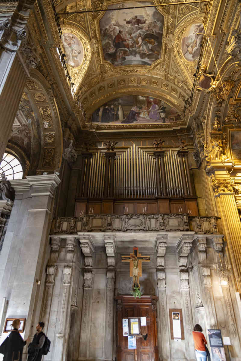 Italia - Génova 062 - basílica de Santa Maria delle Vigne.jpg